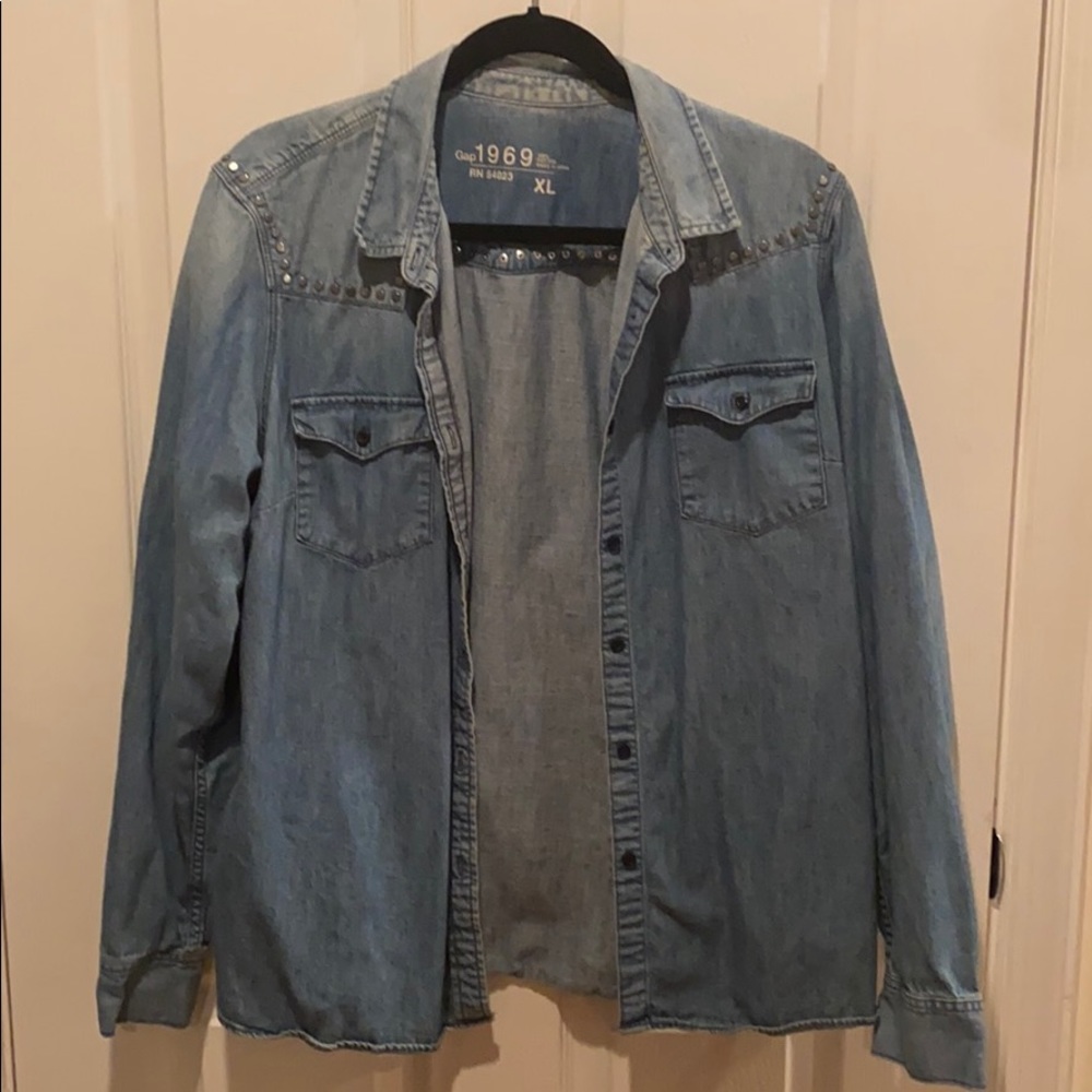 Gap Chambray Button Down - image 1